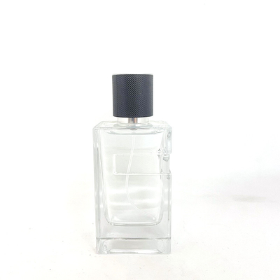 購入 ガラス ビンのスプレーの香水の包装の香水瓶のガラス正方形の厚い最下のスナップ online manufacture