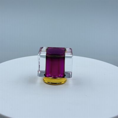 購入 15mm Plastic Perfume Bottle Cap with Golden Chrome Black Purple Plating and 150°F Temperature Resistance online manufacture