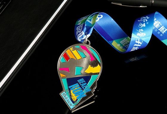 購入 スポーツ3Dは旧式なめっきの謝肉祭の注文メダルを刻んだ online manufacture